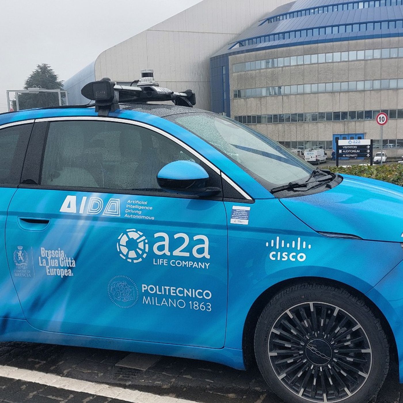 Car sharing, Marchesi (PoliMi): «È il primo a guida autonoma» episode artwork
