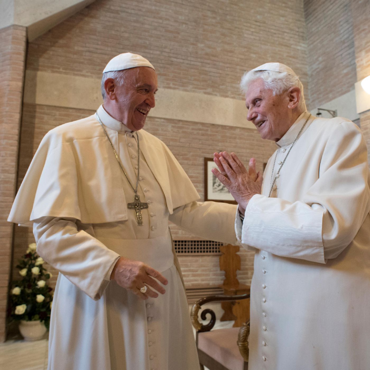 Guerriero: «“Signore ti amo”, sono parole che caratterizzano il tratto di Benedetto XVI» episode artwork
