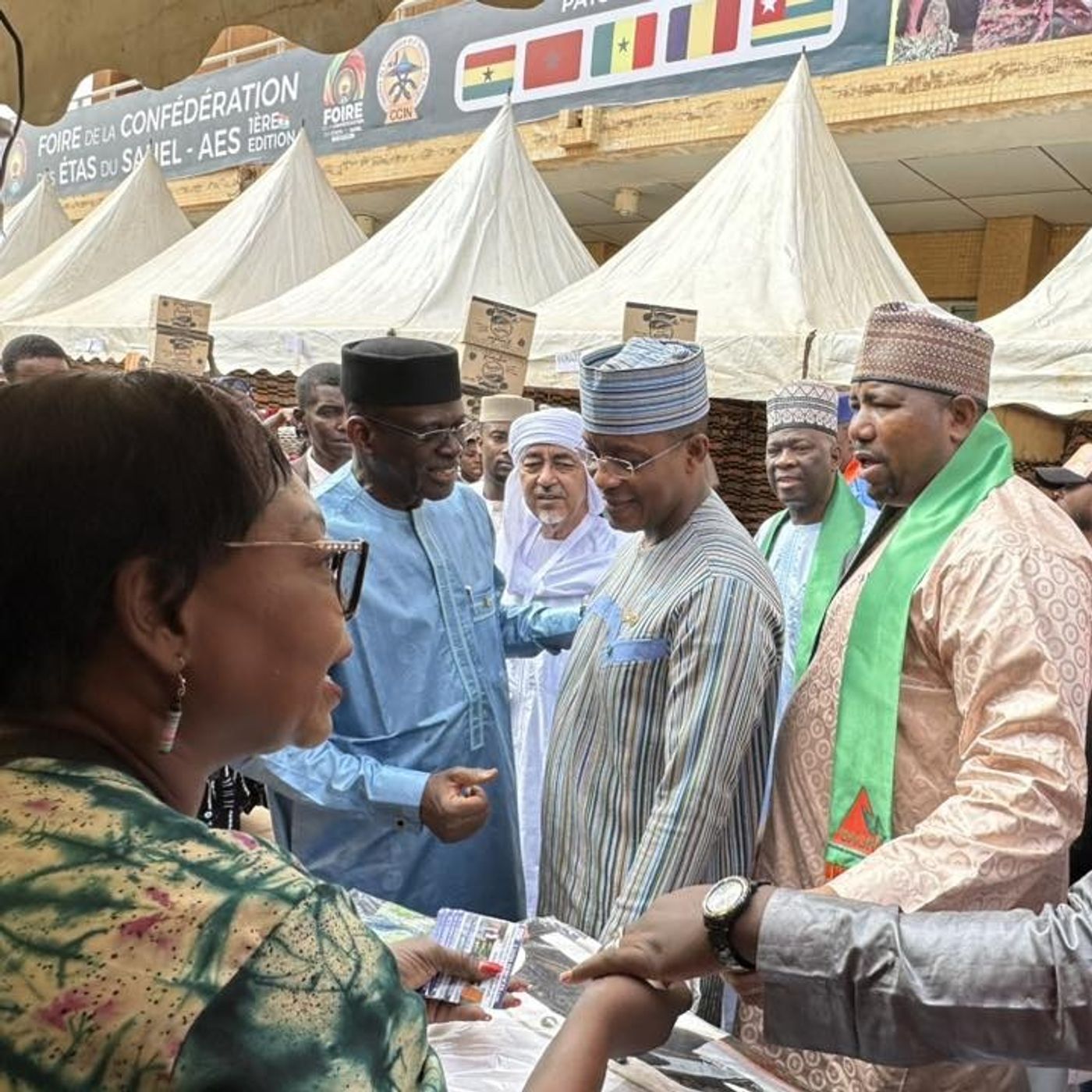 Le journal du 16 décembre 2025 -Foire de la Confédération des États du Sahel à Niamey et semaine d’information juridique episode artwork