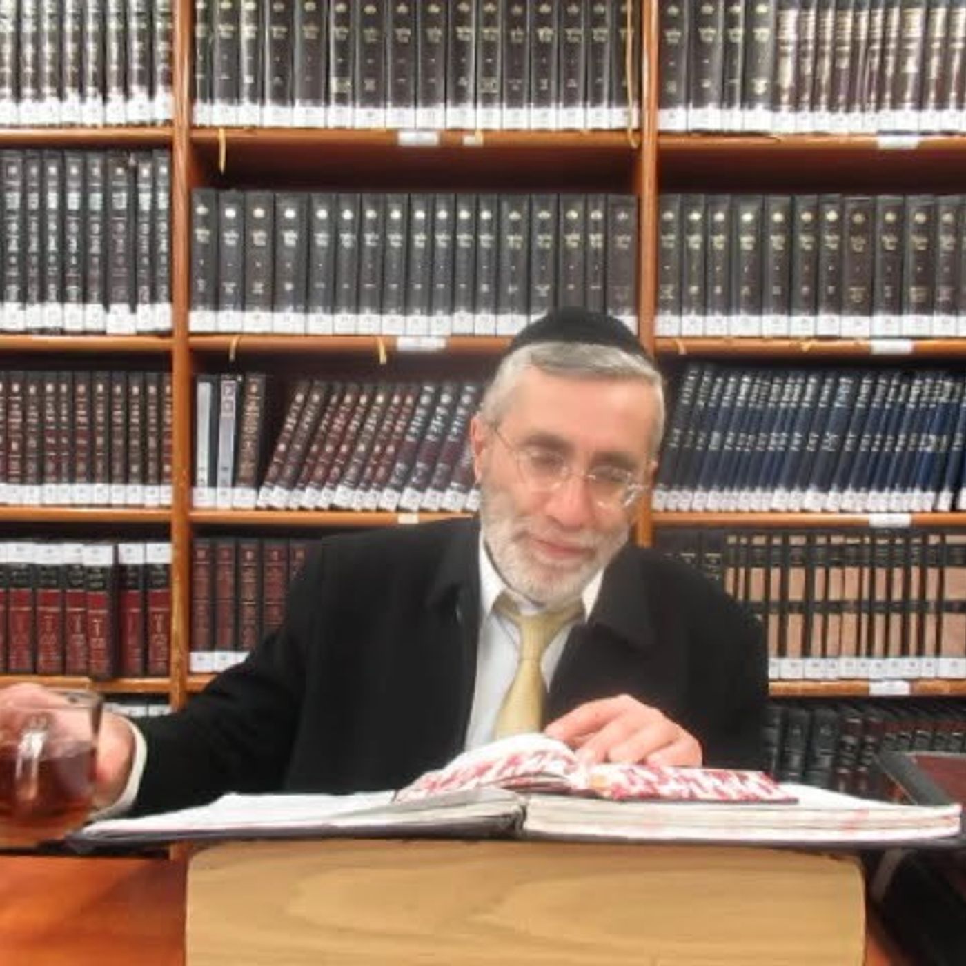 הרב יהושע ביבי -תשפ"ו -עמידה -שיעור מס' 104 - ר תיבות אלוהינו ואלהי  אבותינו בהרחבה episode artwork