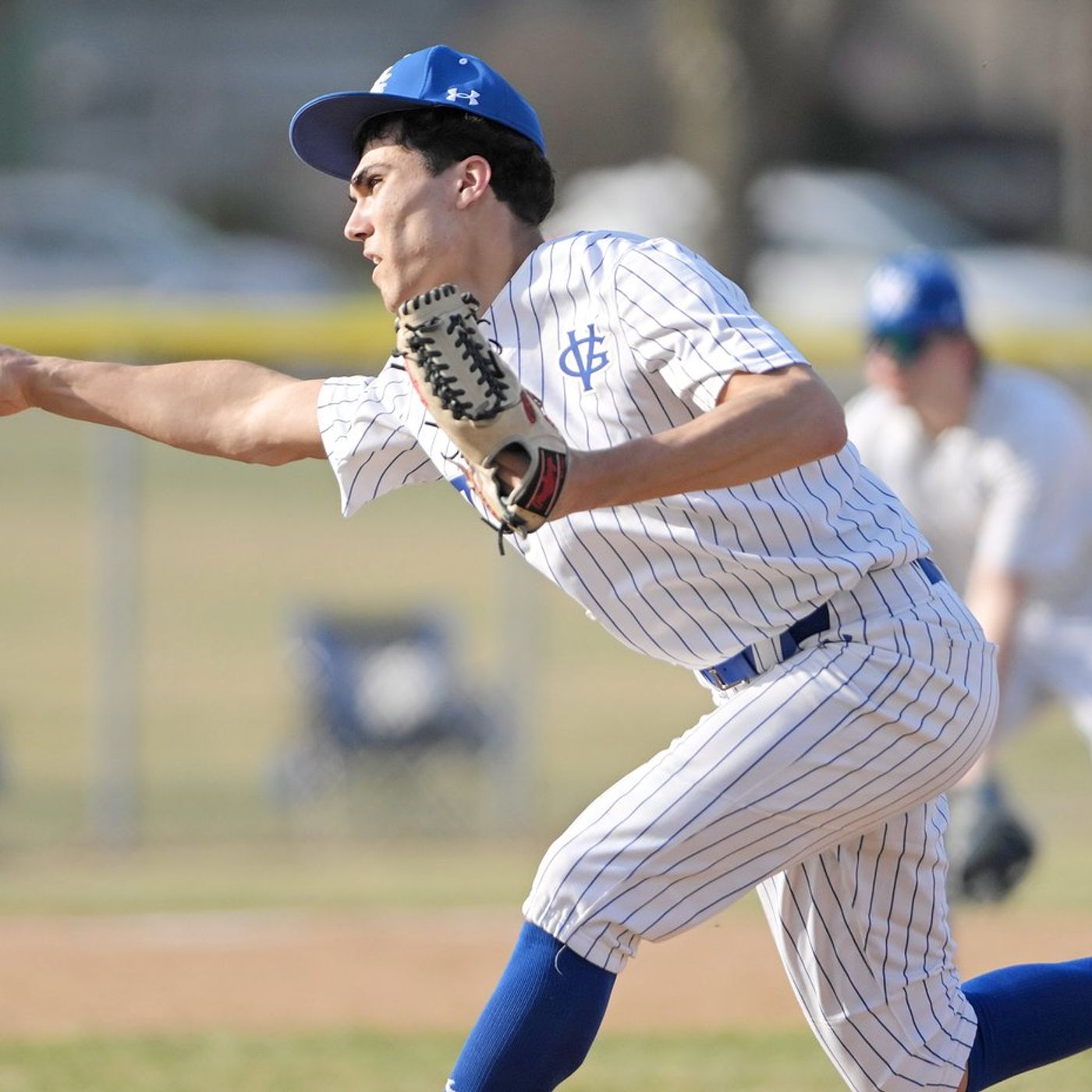 Geneva holds off late comeback attempt from Glenbard West for one-run victory episode artwork