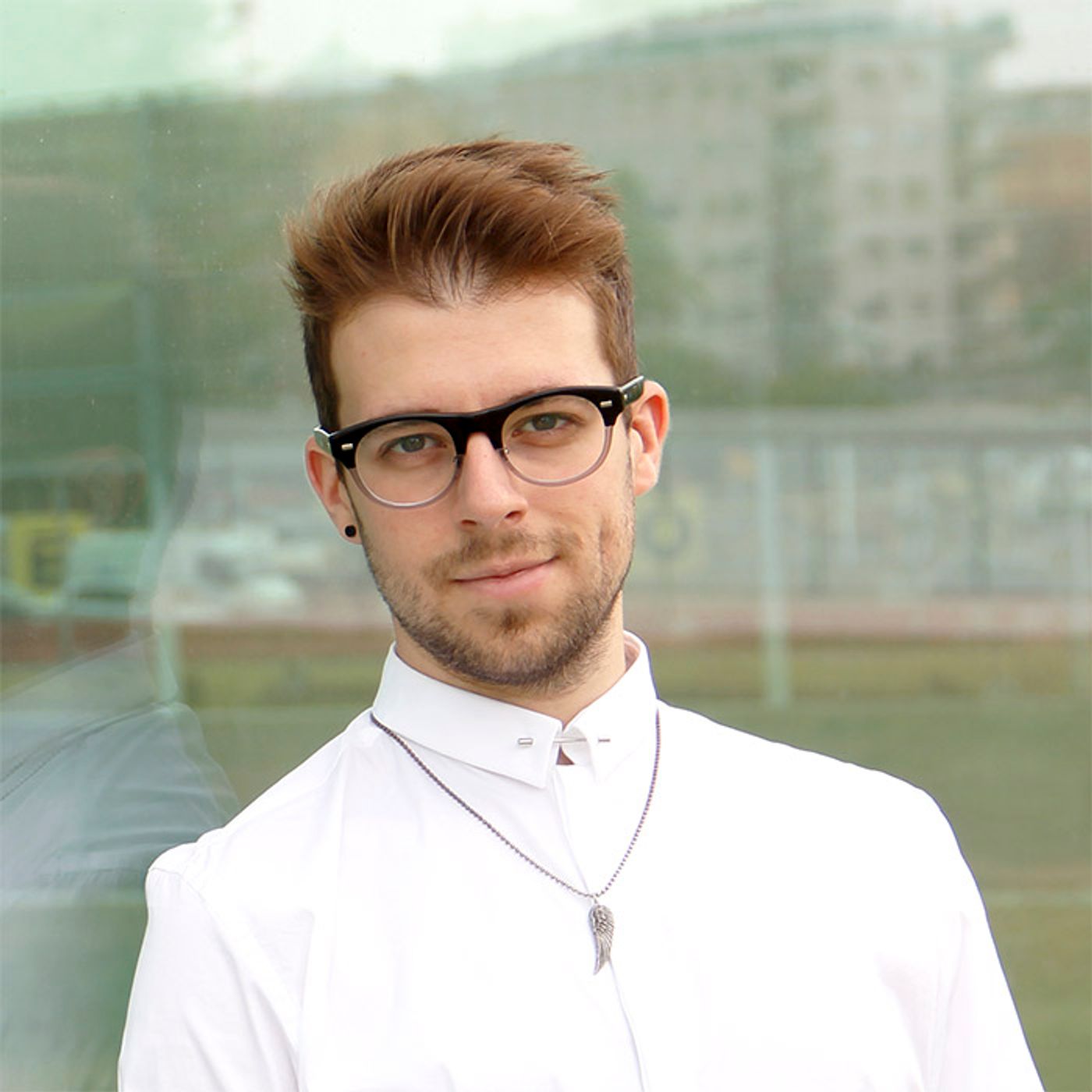 Dial interior (18 - Entrevista a Jordi Cirach (Impulsor d'Espiritualitats) i Secció Salut Sense Límits amb Bárbara González) 12 02 25