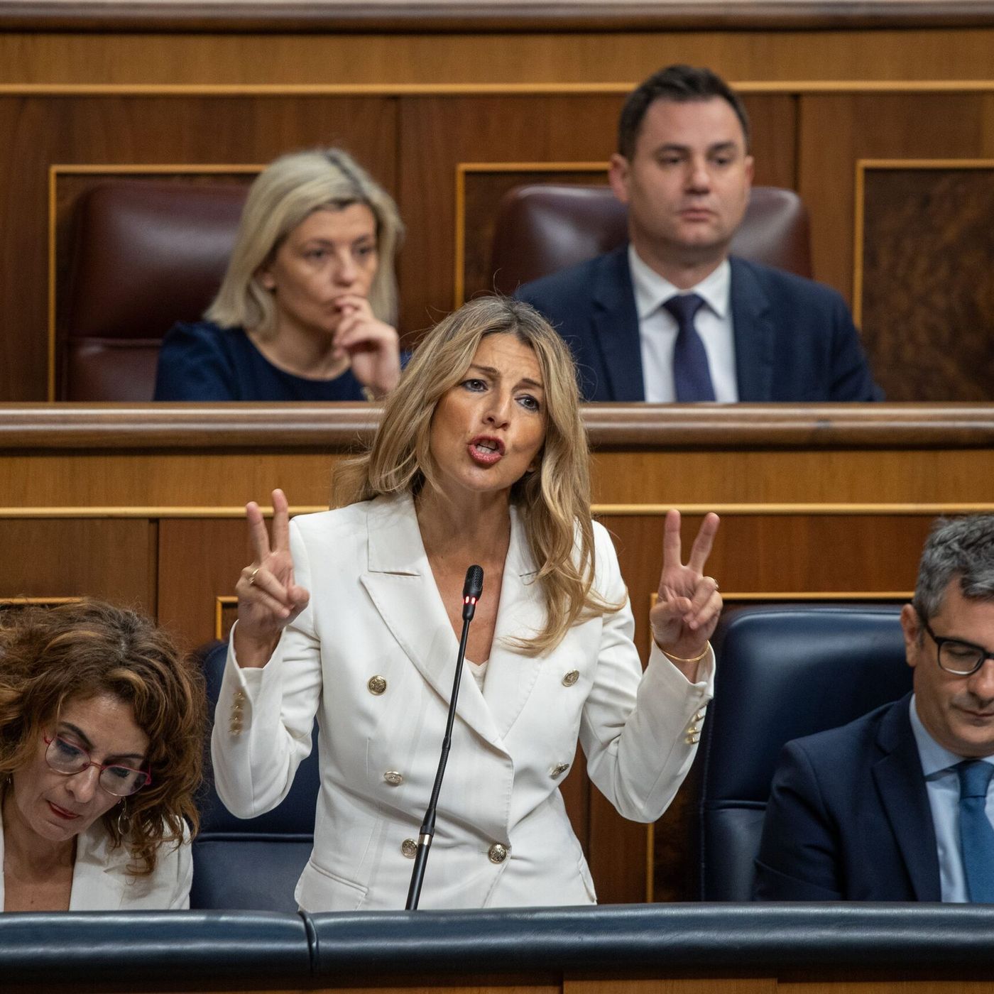 Prensa Económica: El salario mínimo fulmina el empleo doméstico y la afiliación se desploma a niveles de hace 14 años