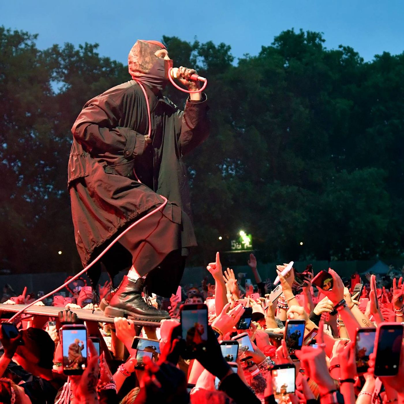 Watch Twenty One Pilots debut ‘Robot Voices’ live and cover The Beatles, Radiohead and The White Stripes at All Points East 2026 episode artwork
