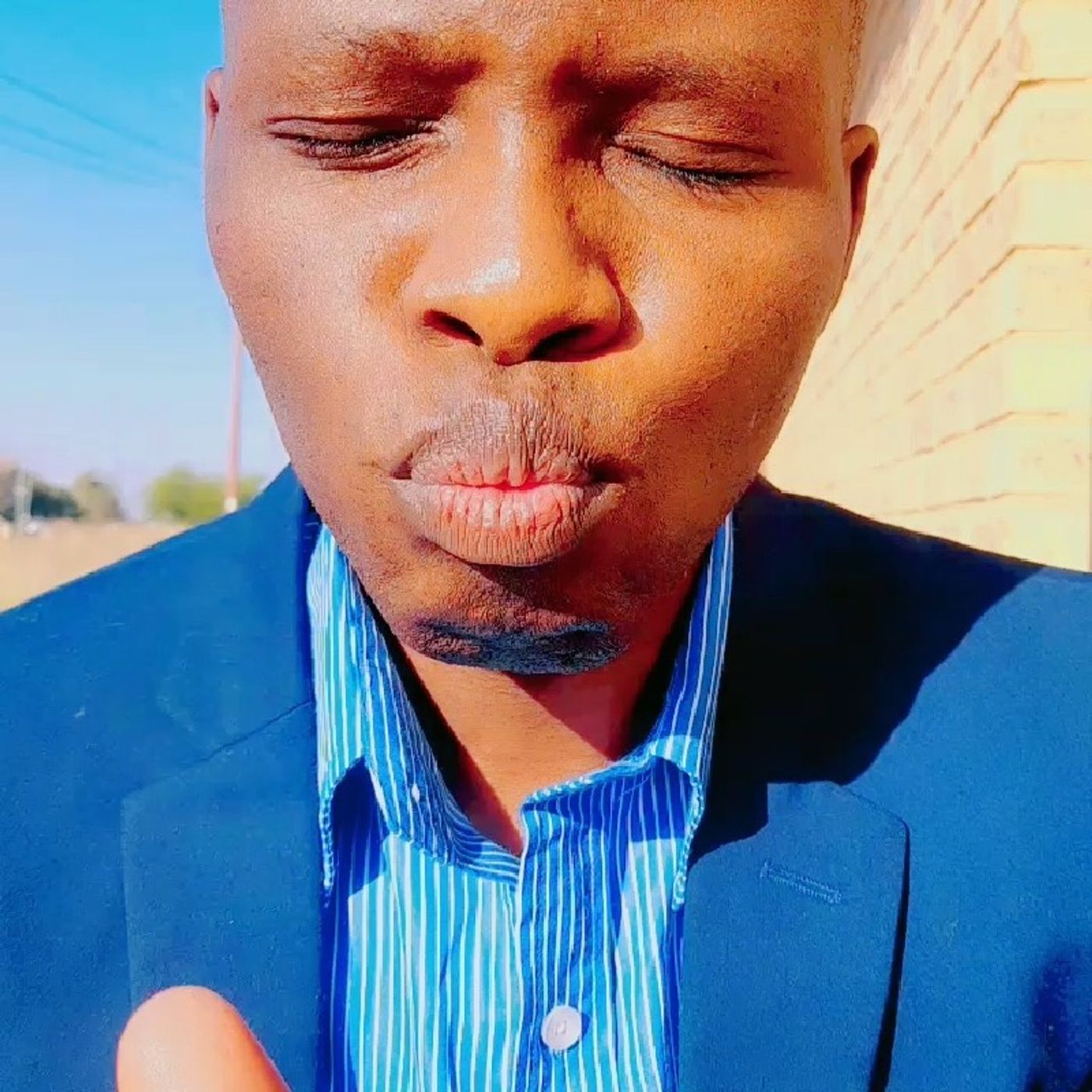 Amahlaya Amahle episode artwork