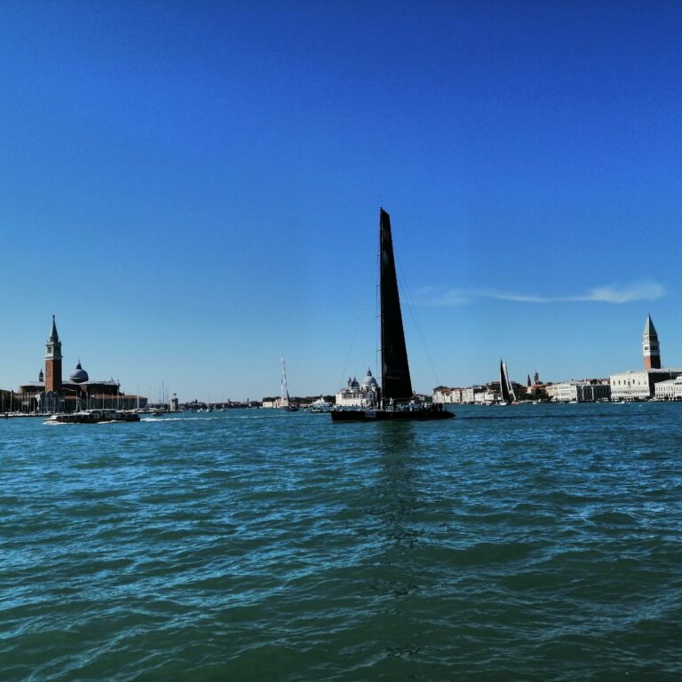 RADIO BUNKER - L\'Italia che si racconta