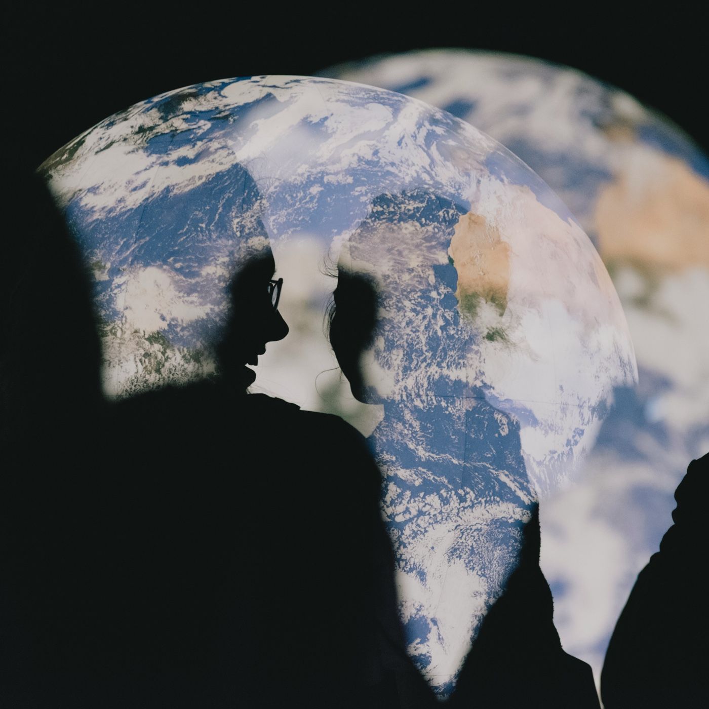 Entre Mundos: Enfoque de la educación