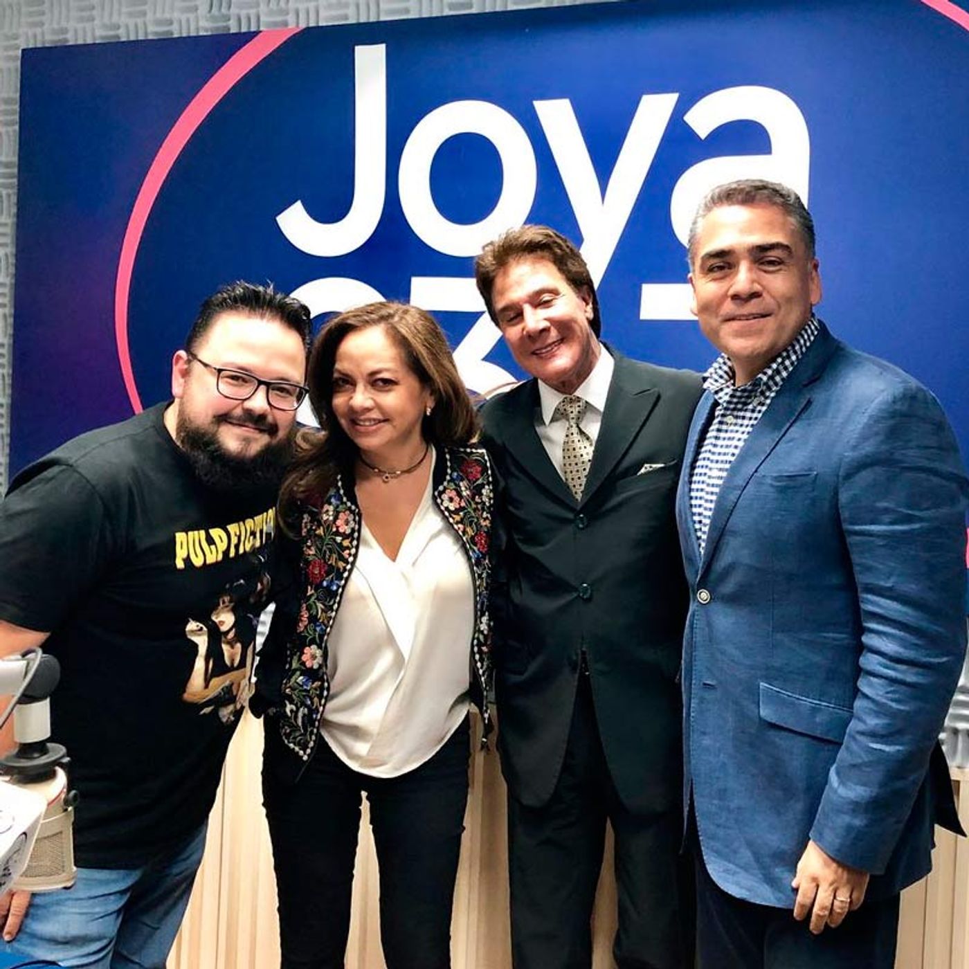 Nocturno 93.7 FM