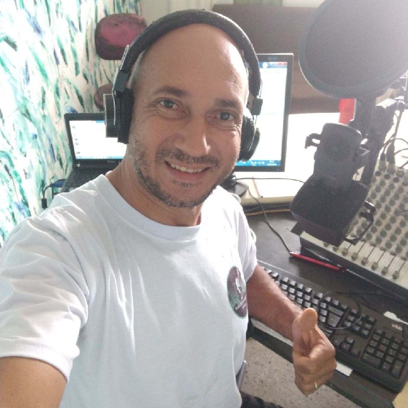 Rádio Restauração - FM - Pix celular 61-999336228 nós ajude a manter a no ar somos missionários da última hora episode artwork