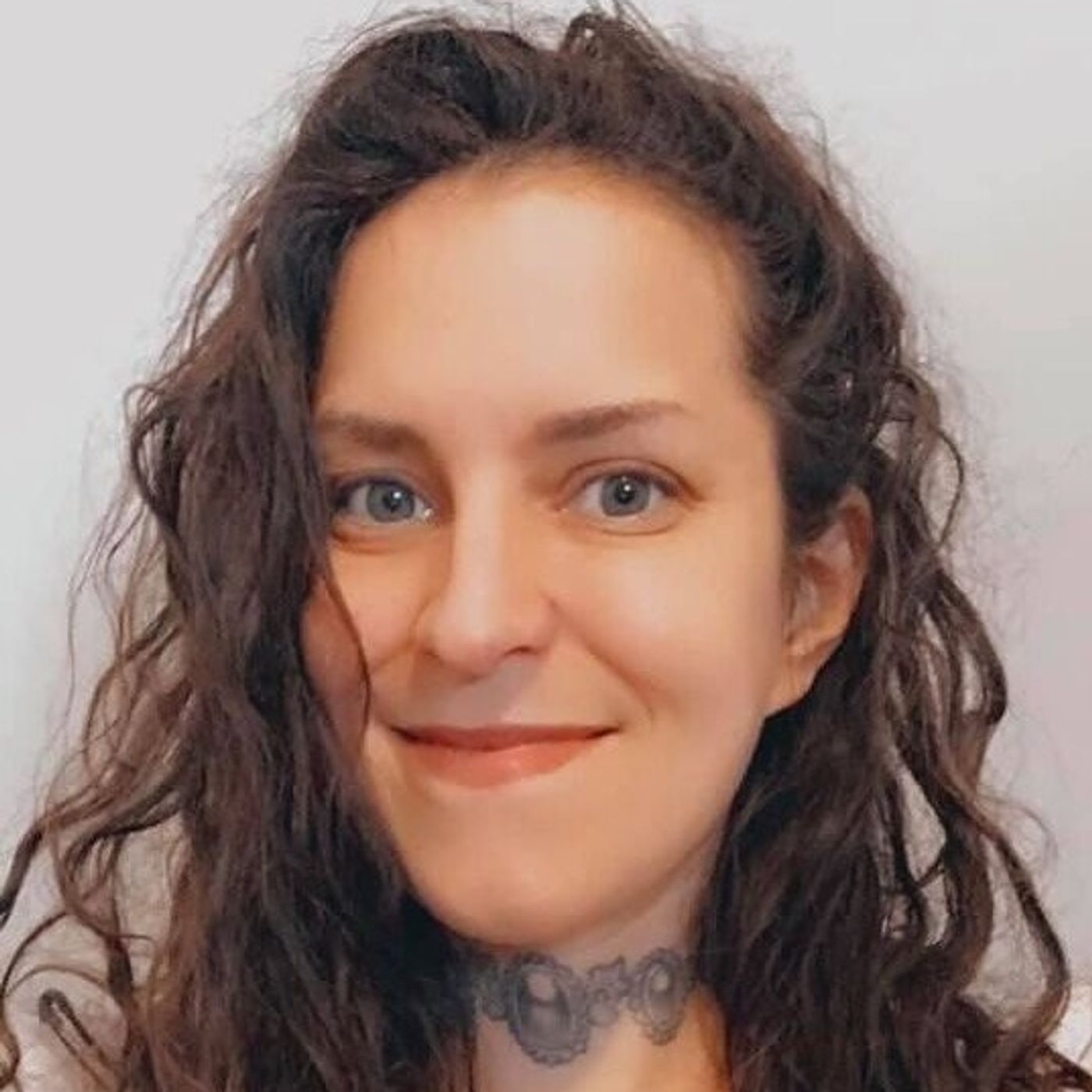 Rob McConnell Interviews - ALEXANDRA CHAURON - From Fortunetelling to Wicca