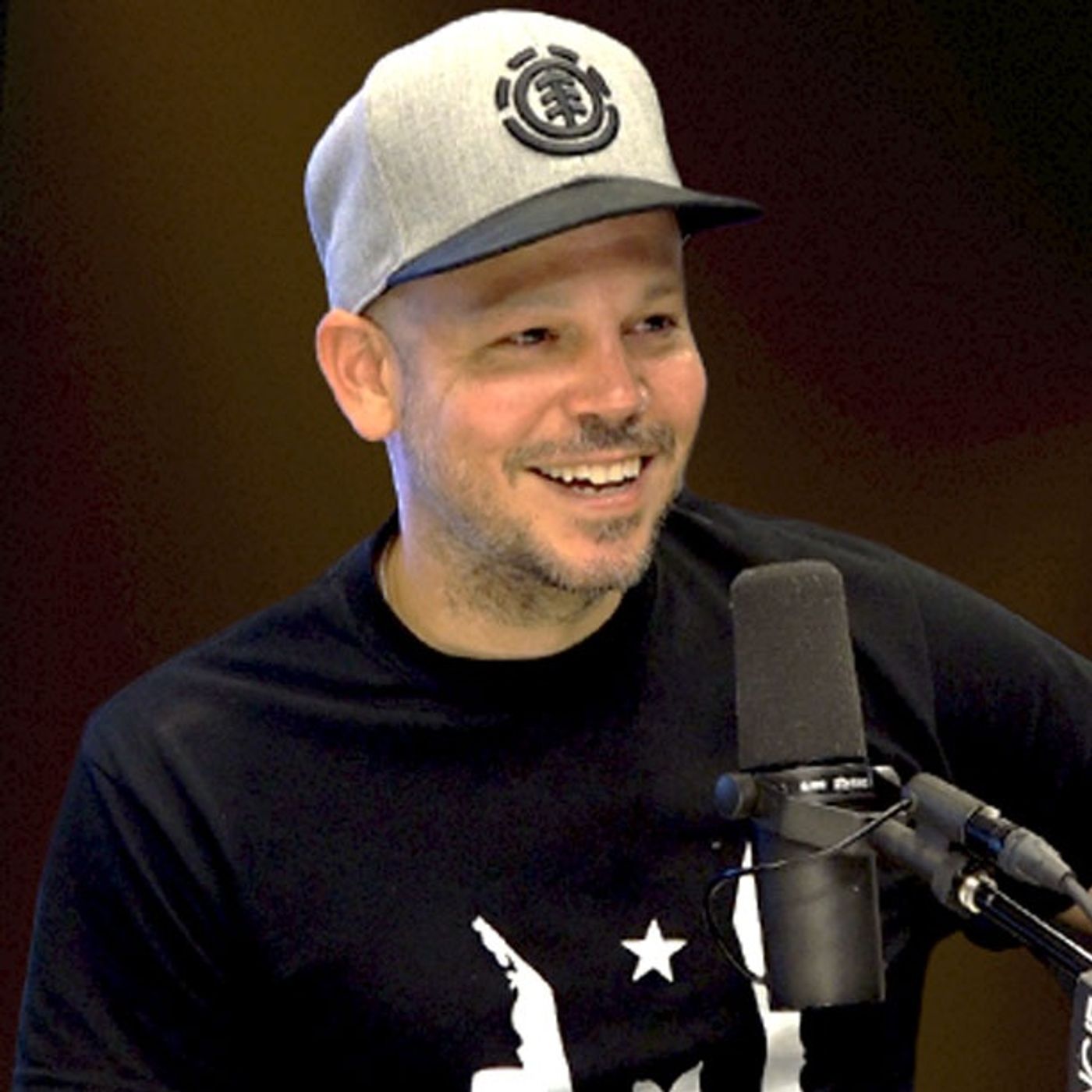 Residente Shares Bizarre New Way Of Making Music With Bad Bunny + His Thoughts On PR Protests - podcast episode cover