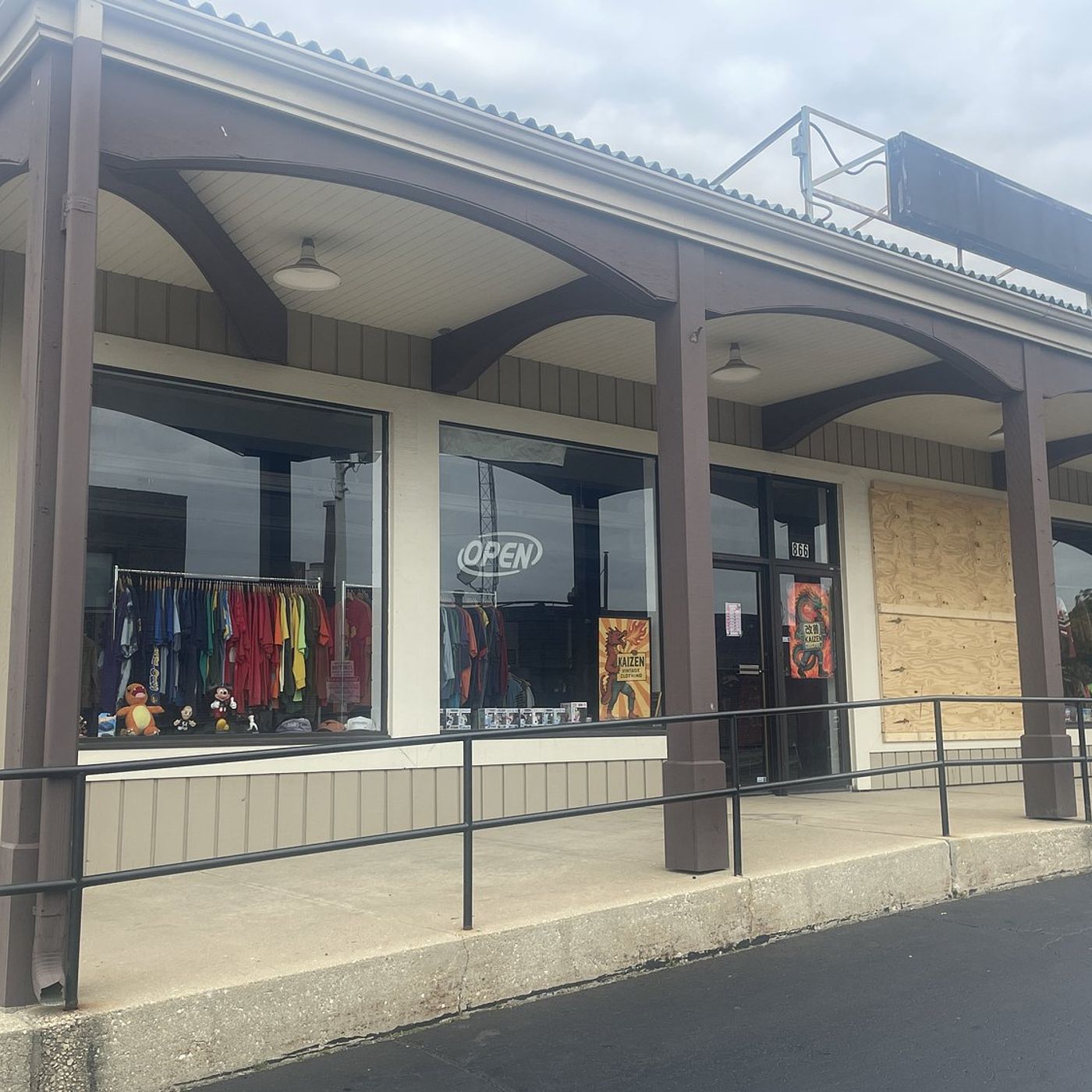 Kaizen Vintage clothing store to close its DeKalb spot episode artwork