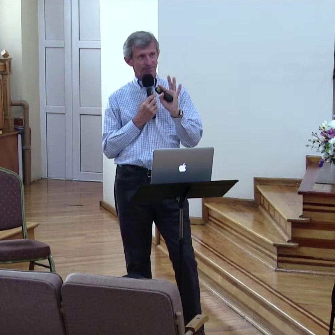 Prioritățile familiei - Nelu Mureșan Prioritățile familiei - Nelu Mureșan