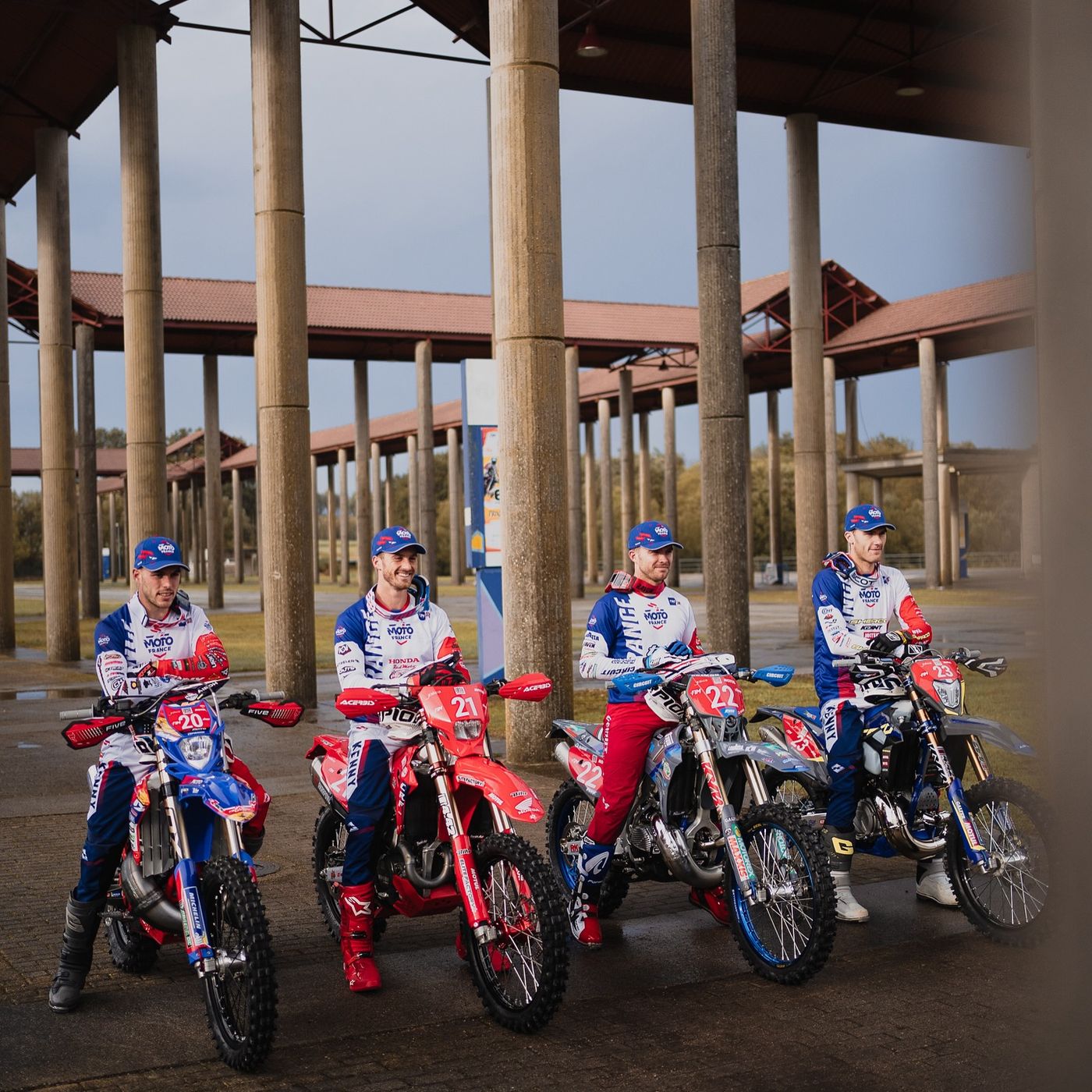 Six Days Enduro, Cornelli: «Gara eccezionale con oltre 700 piloti al via» episode artwork