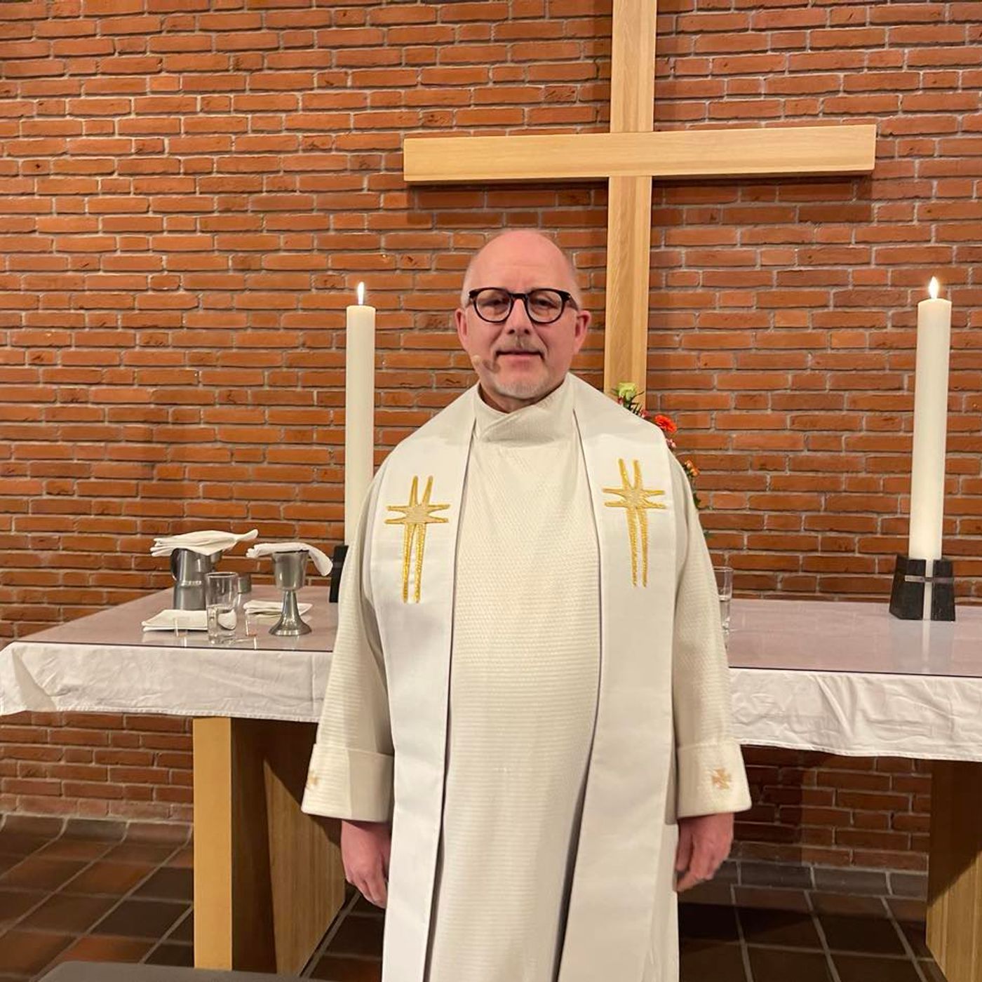 "Troens dobbelte blik" af Anders Michael Hansen 15. juni 2025 (Trinitatis Søndag)