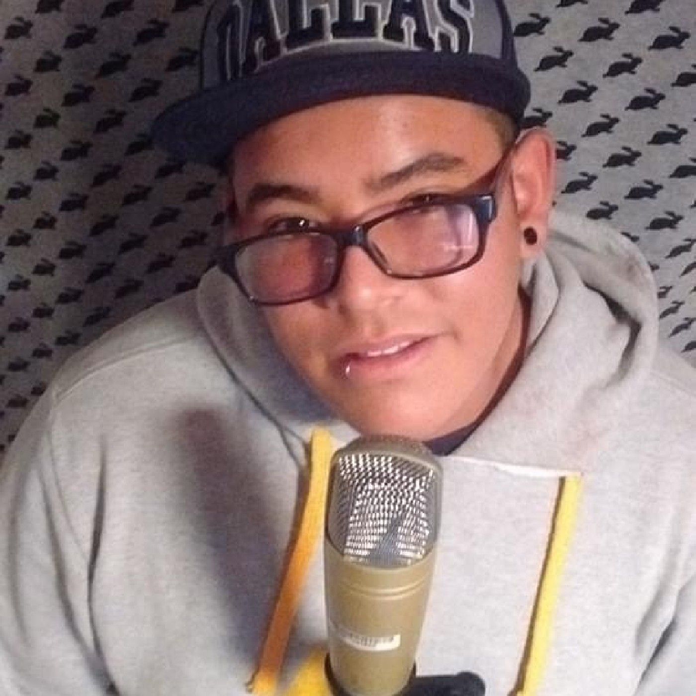 sueltala con el mau podcast artwork