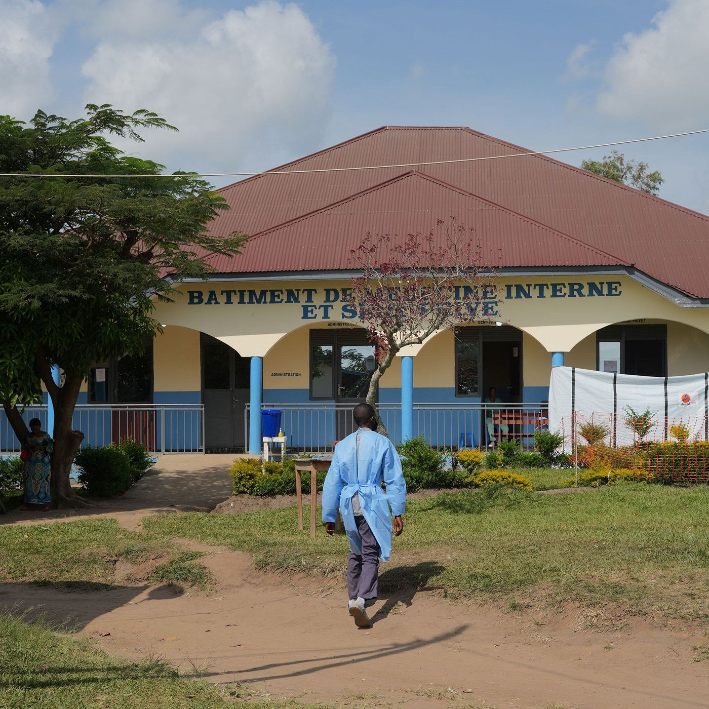 OMS: casos de ebola avançam na RD Congo e Uganda