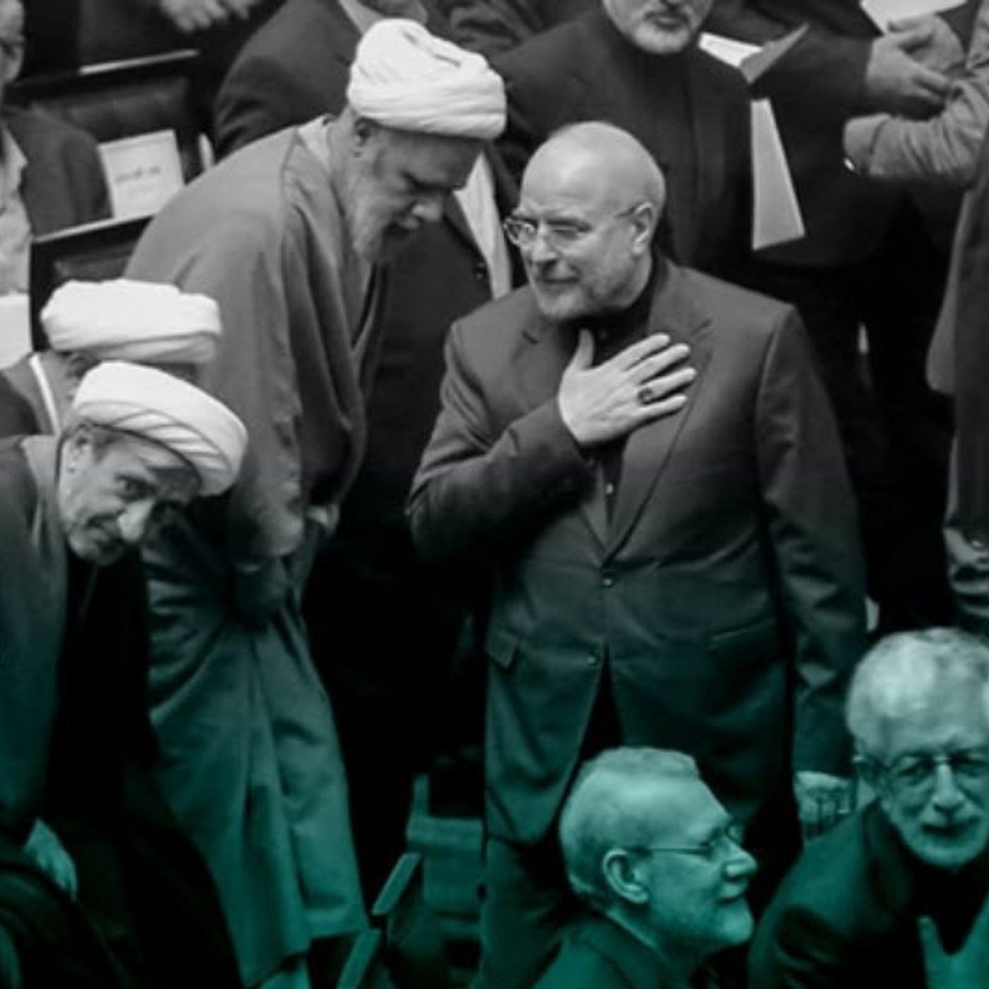 آتش زیر خاکستر و تندبادهای در راه