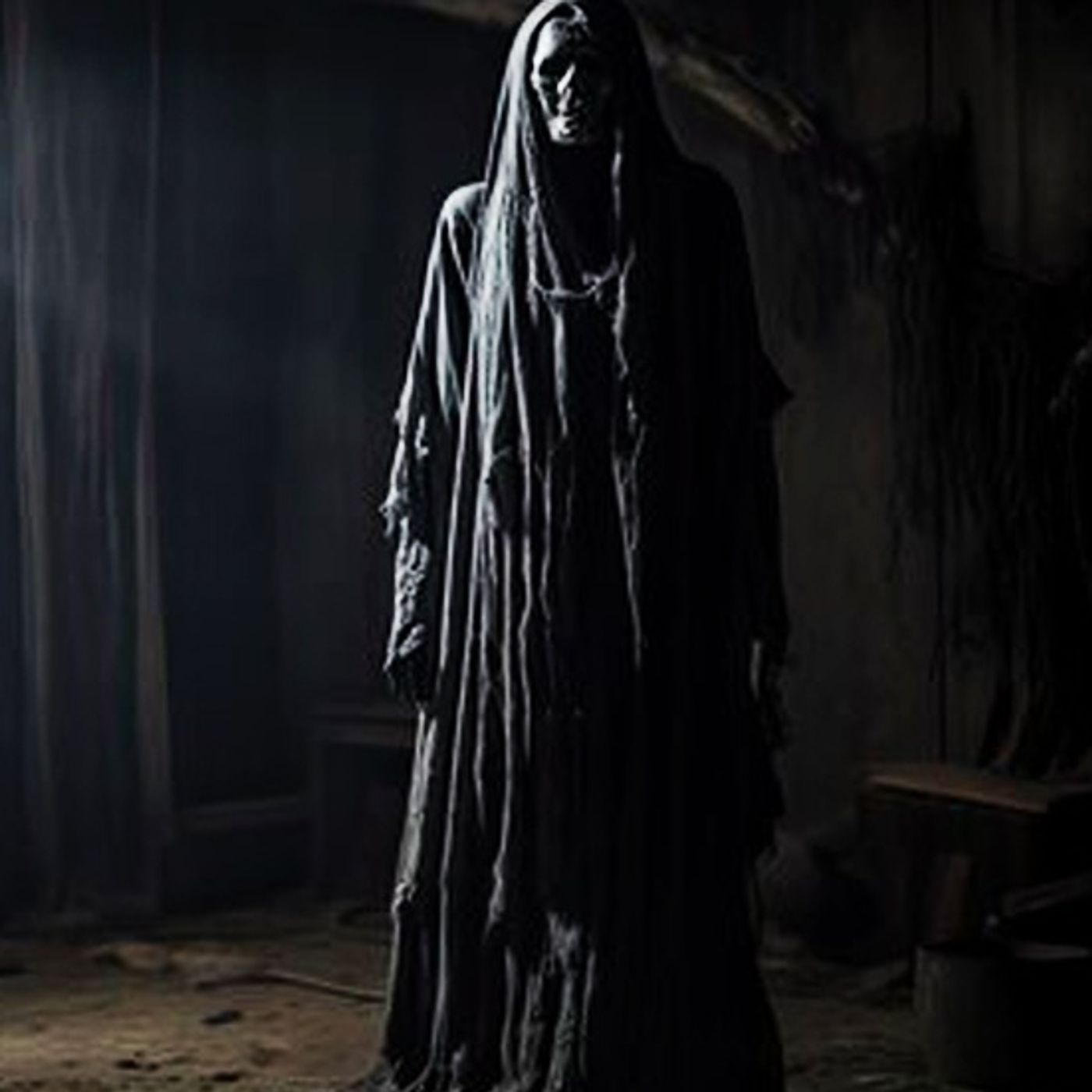 Venganza Demoníaca: Un Espíritu Me Atormenta - Historias De Terror - Voces De La Noche