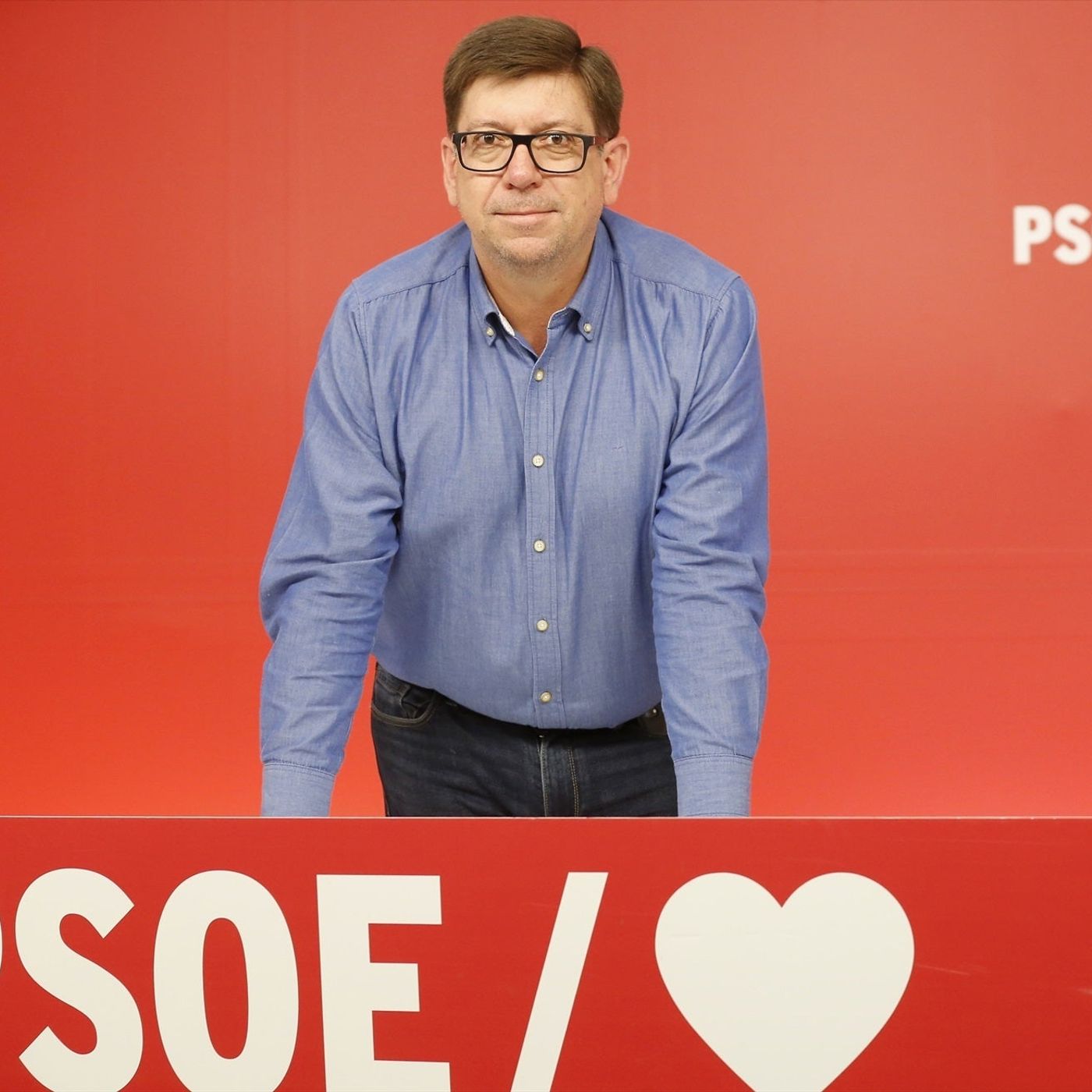 Tertulia: El caso de Paco Salazar, los abusos sexuales que rodean al PSOE y la salida de España de Eurovisión (04/12/2025) episode artwork