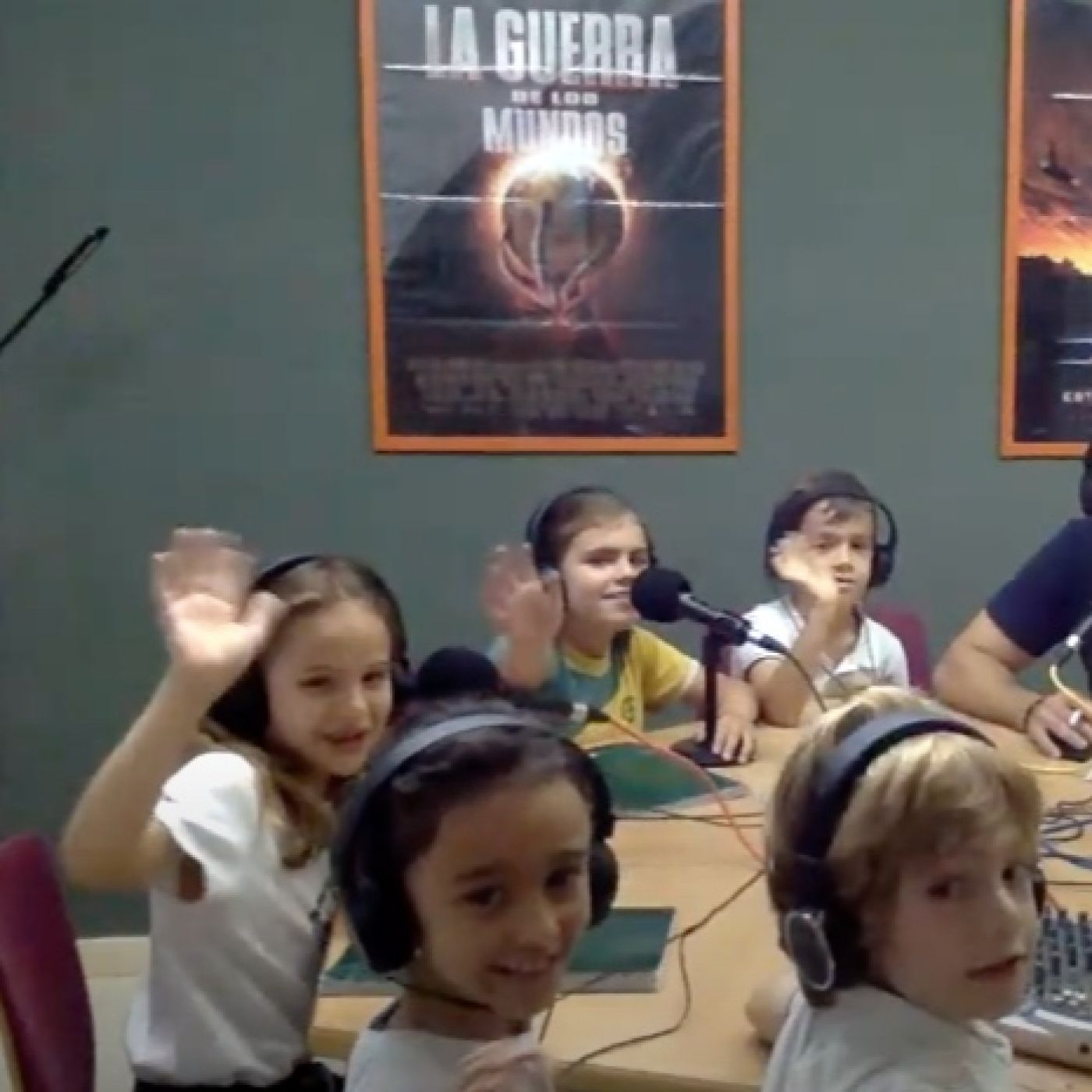 Portada de CVC RADIO