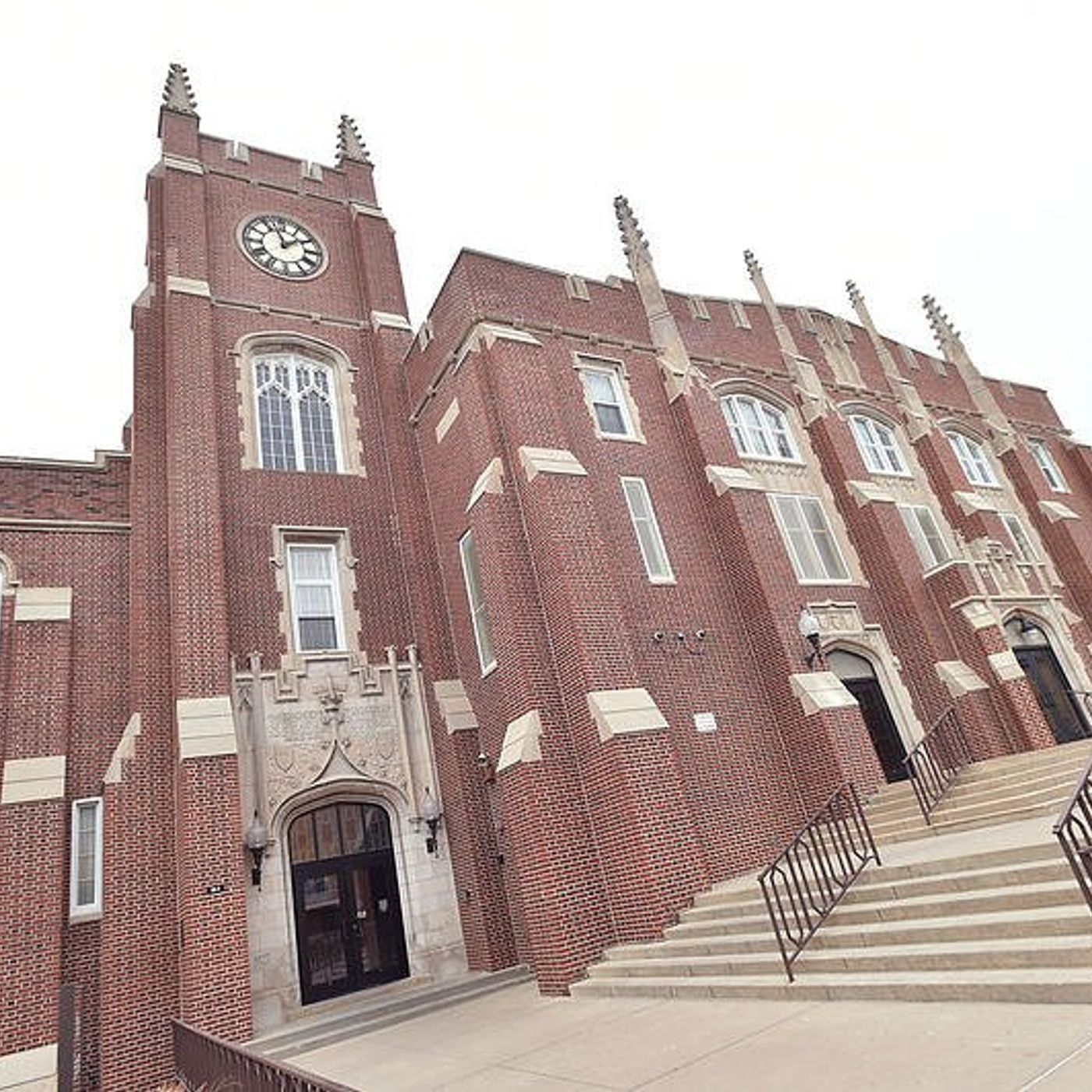 L-P School Board to discuss Eureka Savings Bank Agriculture Center’s final touches, next steps episode artwork