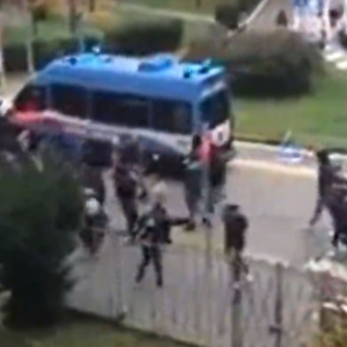 Ultras in coma dopo gli scontri con la polizia a Vicenza. La Corte Europea condanna l’Italia episode artwork