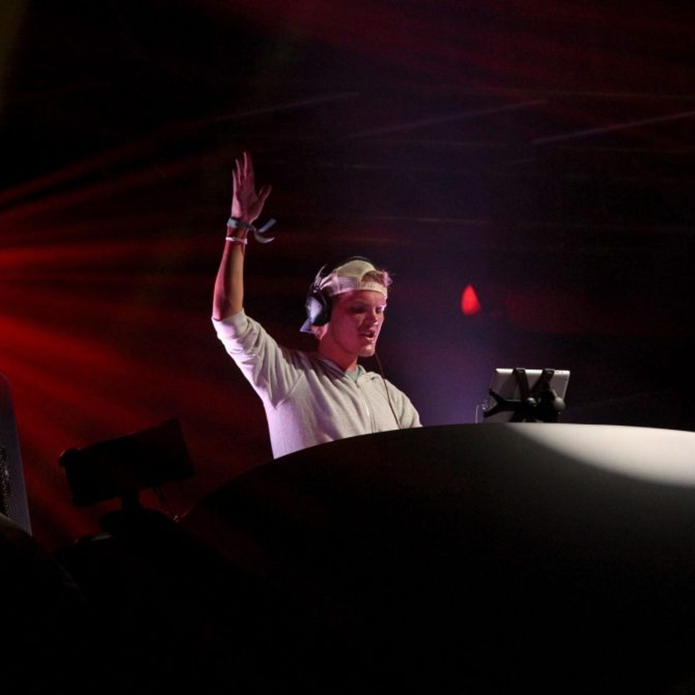 Avicii’s Former Manager Restarts ‘Character Assassination’ Lawsuit Against Late DJ’s Family episode artwork