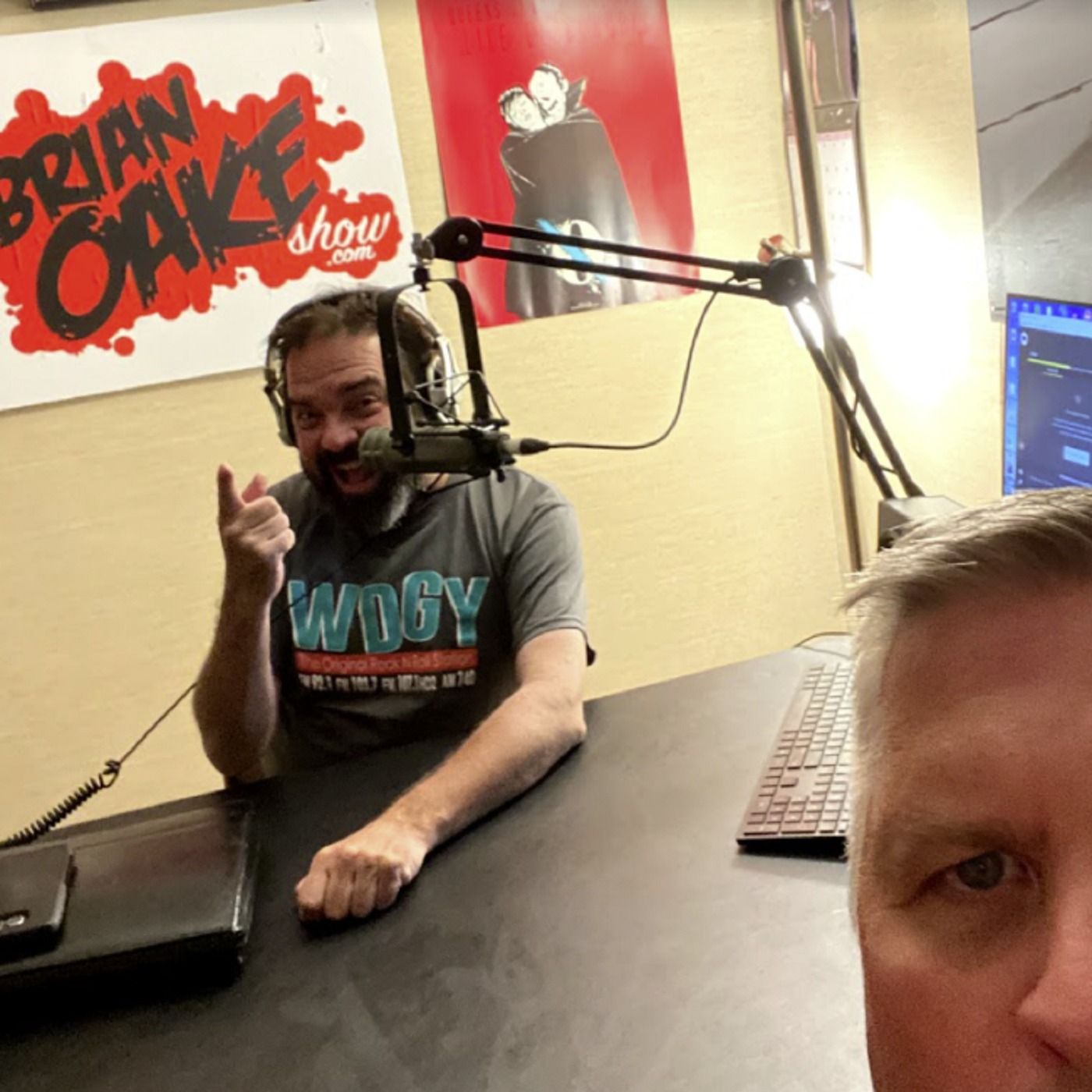 Ep 176 - Brian and Sean talk Palmfest at Palmer's Bar