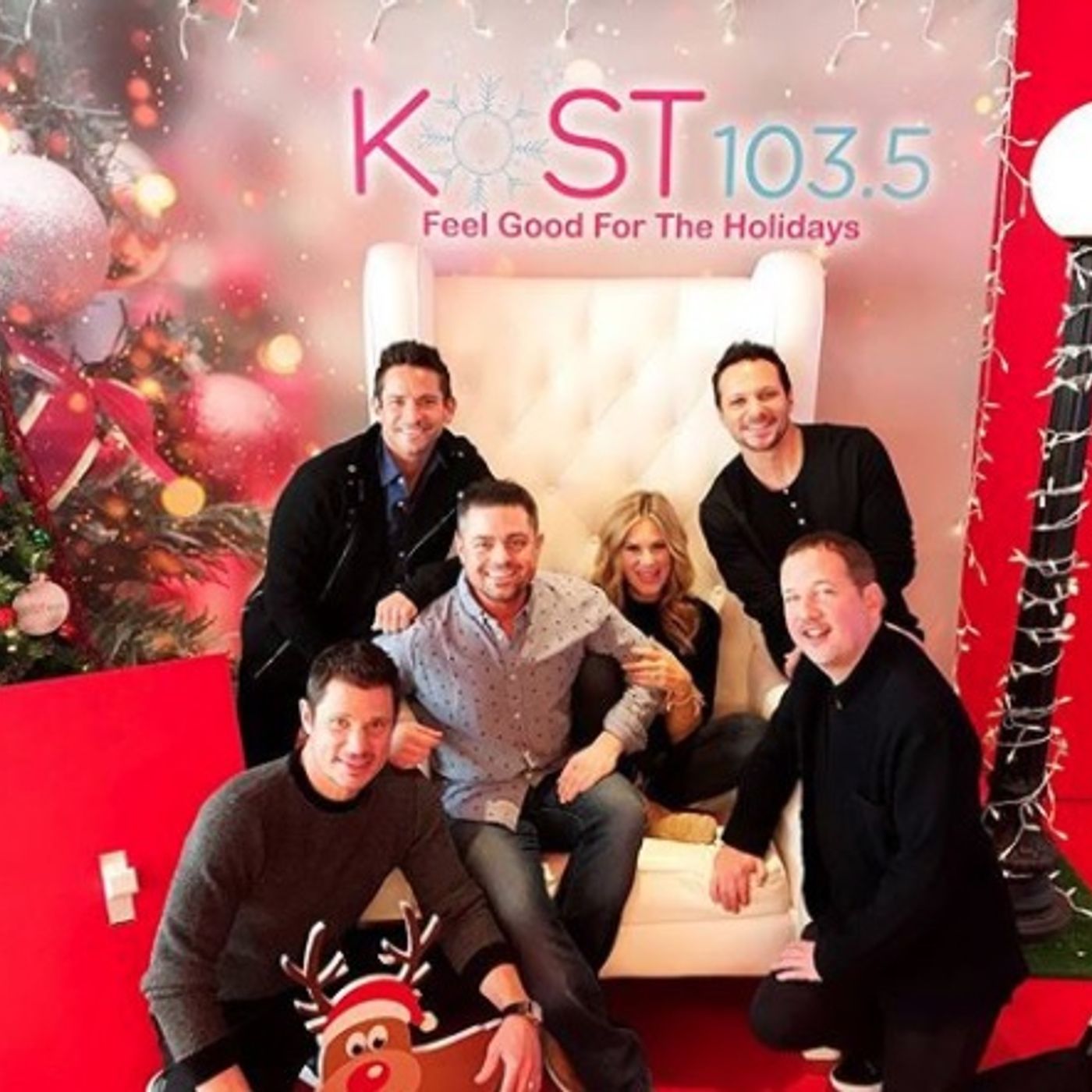 98° Degrees Performs 'Let It Snow' + Talks Touring, Holidays & More!