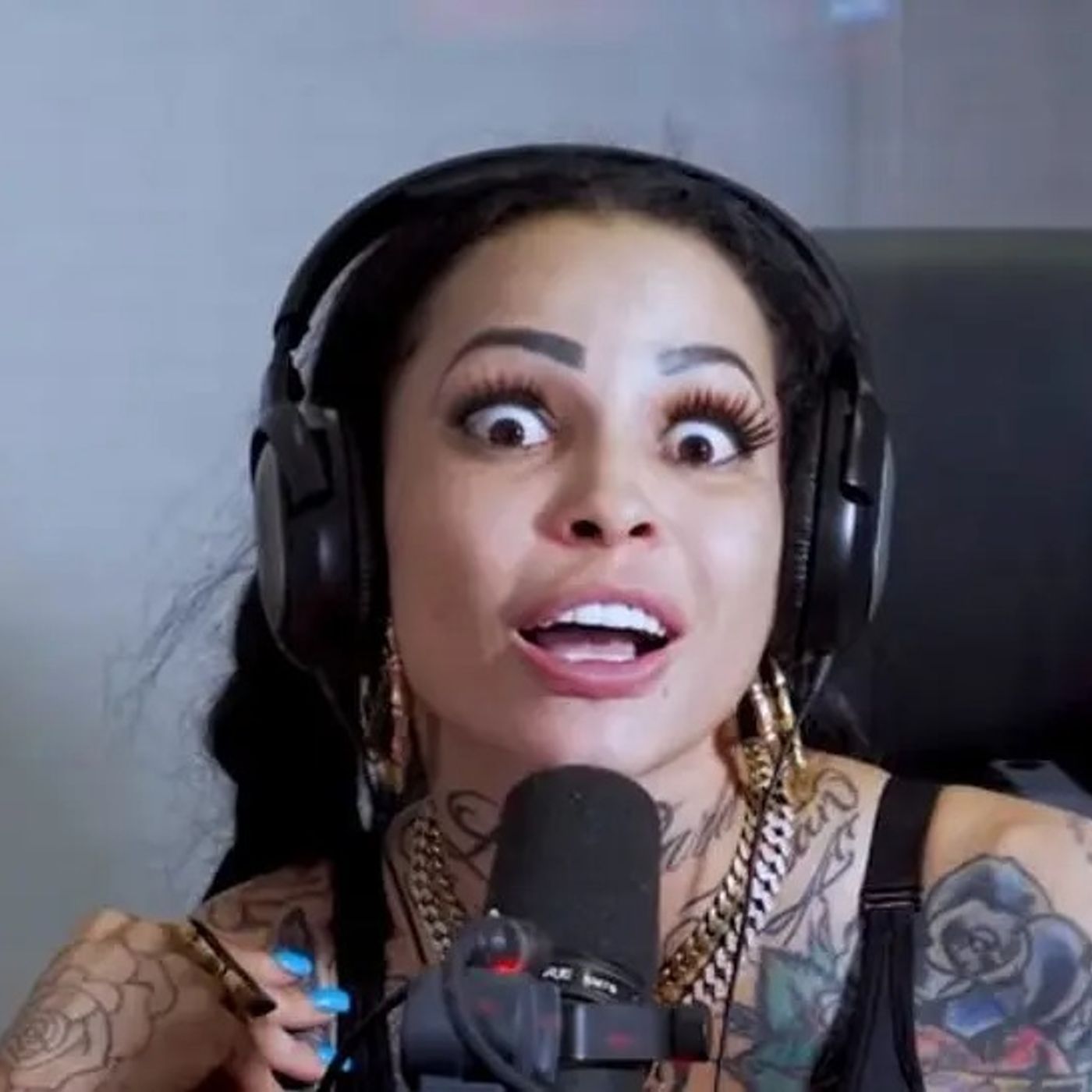 Mami Jordan vs Brea Frank - Amenzan a Yailin la mas Viral - El Bochinche