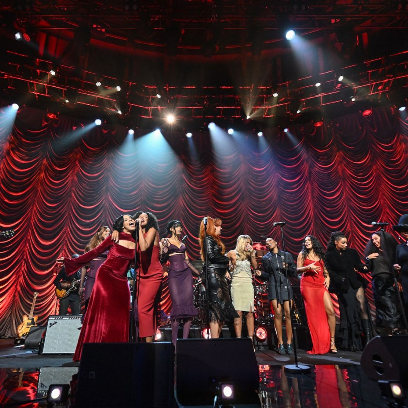 Mark Ronson, Jessie Reyez, Corinne Bailey Rae Lead All-Star Amy Winehouse Tribute Concert