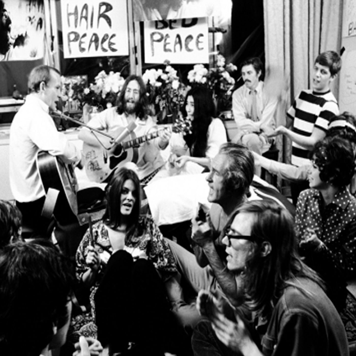 El Club de los Beatles: John y Allen Ginsberg se hicieron muy amigos episode artwork