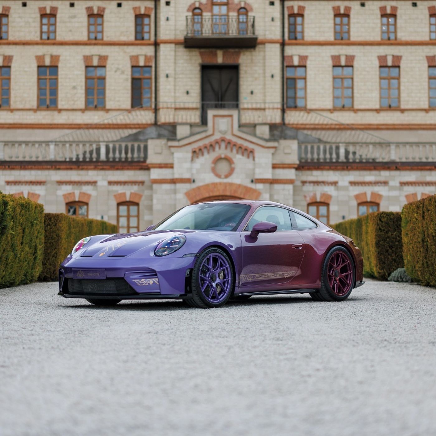 Porsche 911 GT3 Touring Tree of Life - L’omaggio alla cultura moldava episode artwork