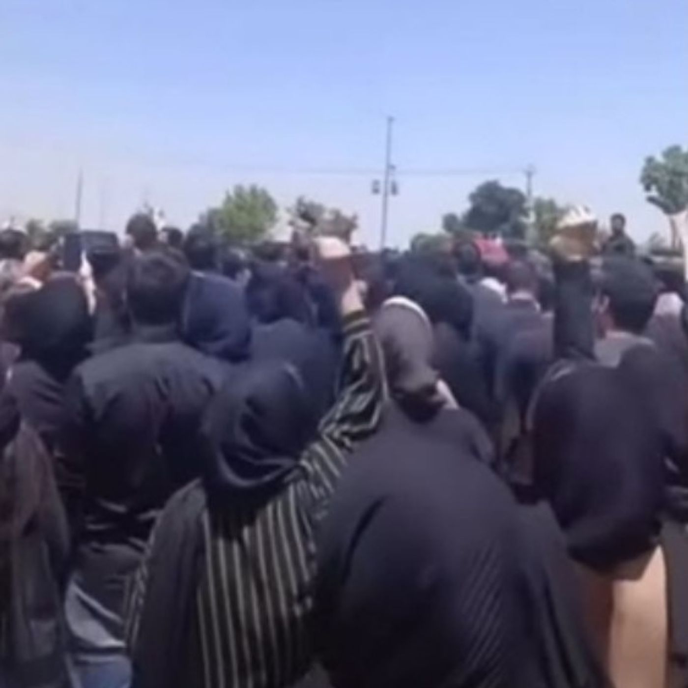 تظاهرات مردم همدان؛ نشانه‌های یک فضای انفجاری پایدار