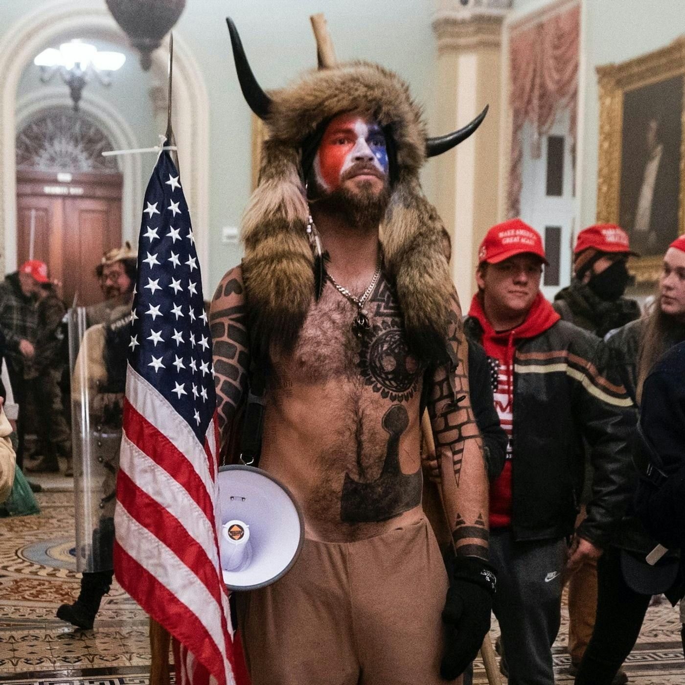 A un anno dall'assalto al Congresso l'America sempre piu' divisa episode artwork