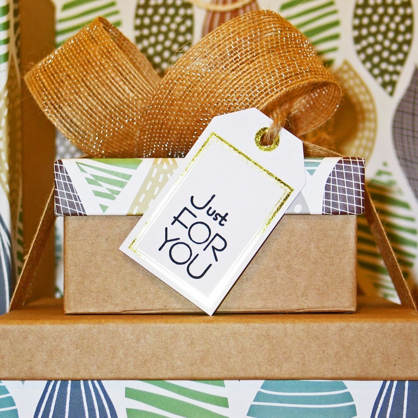 Gifts Yes or No featuring Devon Hall