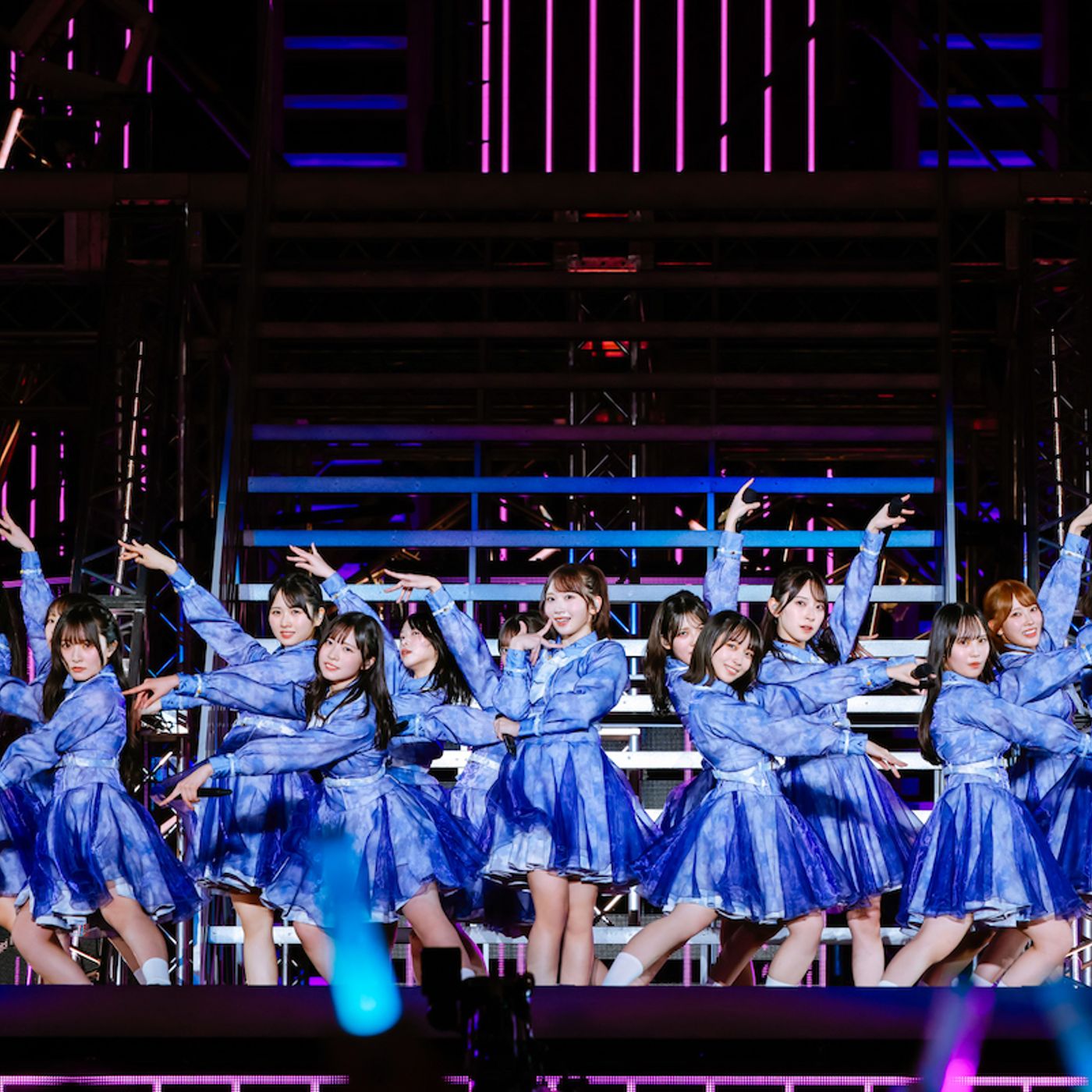日向坂46、“ROCKESTRA”という音楽的挑戦が導いた名演　『7回目のひな誕祭』で見せた進化と次なるフェーズの兆し episode artwork