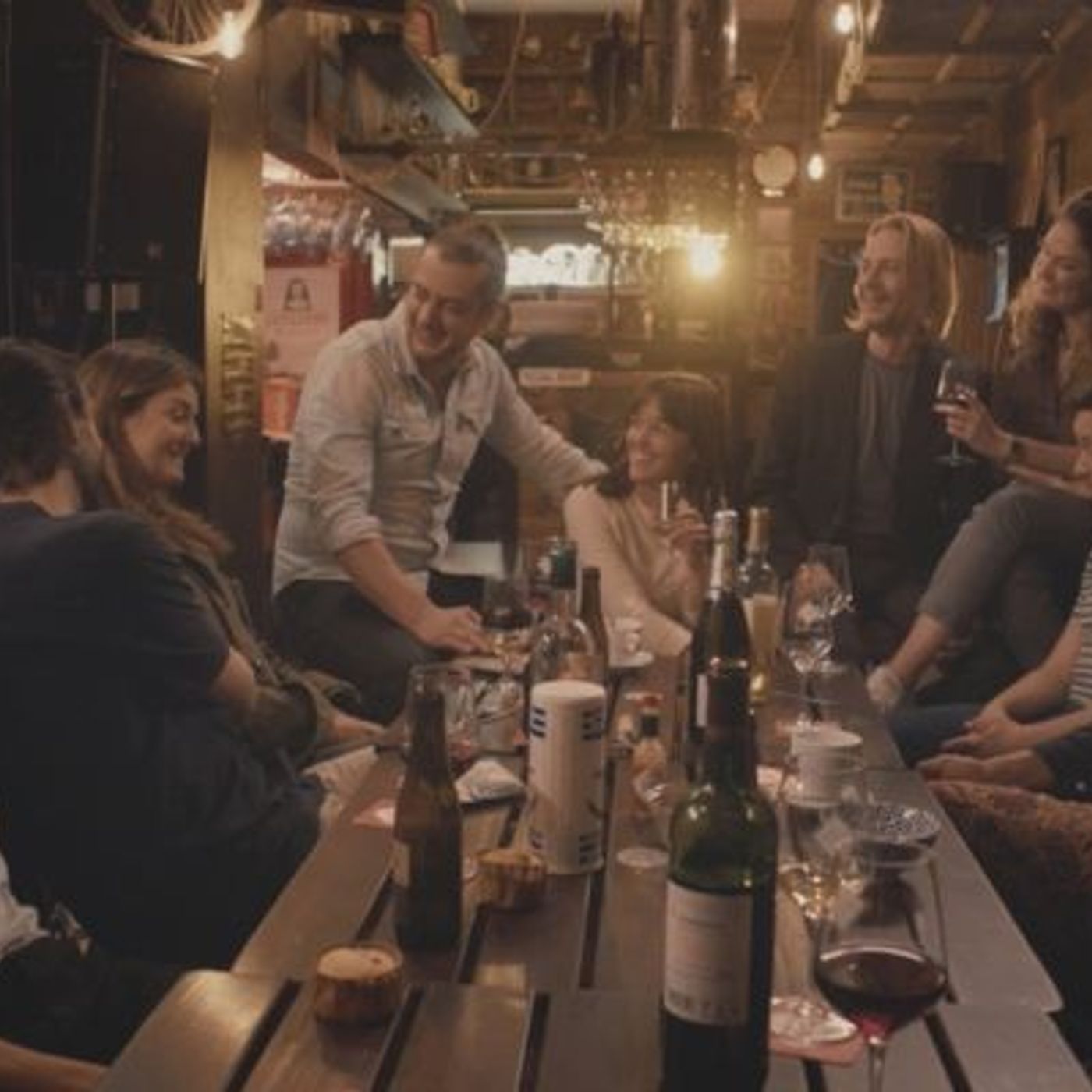 "Trentenaires" : la nouvelle série RTBF à découvrir dès dimanche episode artwork