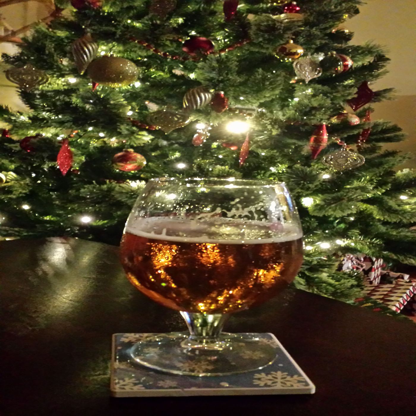 cover of episode A keg Christmas tree causes concern.