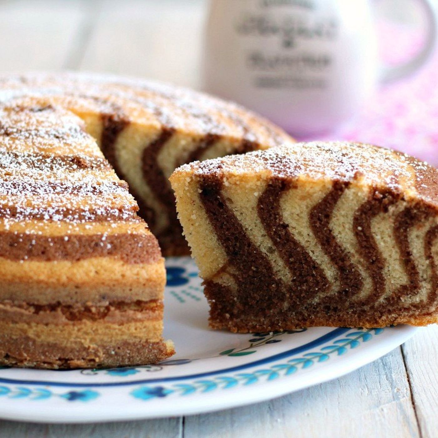 Torta zebrata Bimby senza lattosio "un dolce visivamente sorprendente e goloso" episode artwork