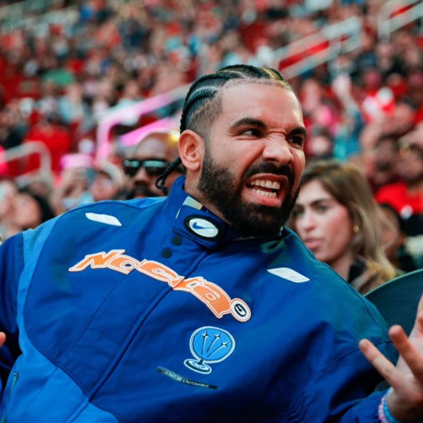 Drake Shows Off New Platinum Cash Money Chain: ‘You Think You Guys Could Buy Our Artifacts?’