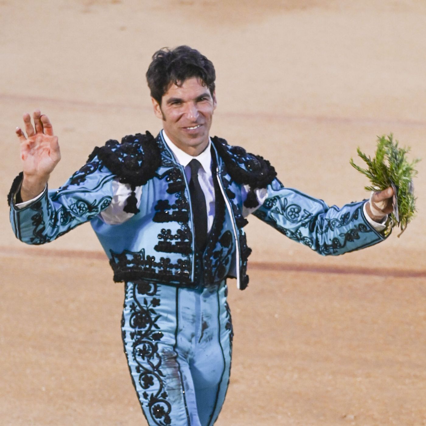 Crónica Rosa: Los incovenientes que encontrará Cayetano Rivera