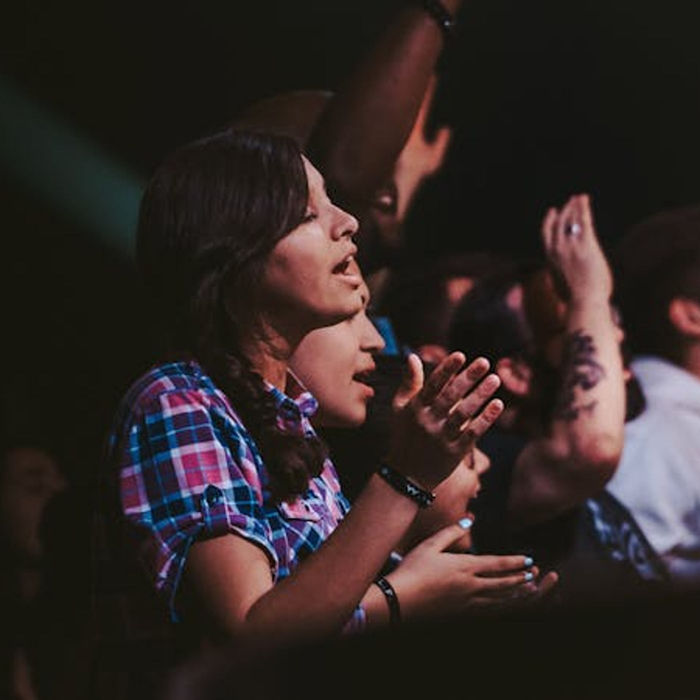 Singing Sends Lovers of Christ to the Nations