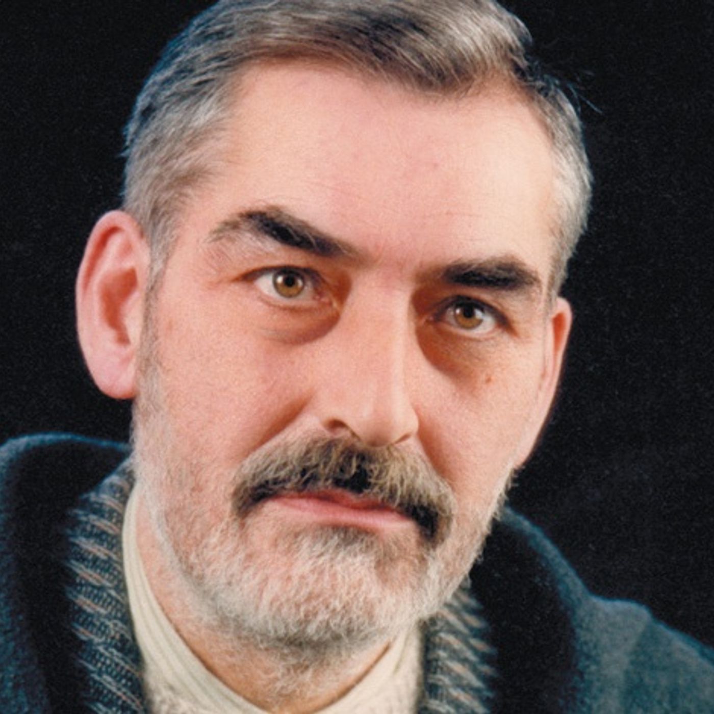 Manuel María