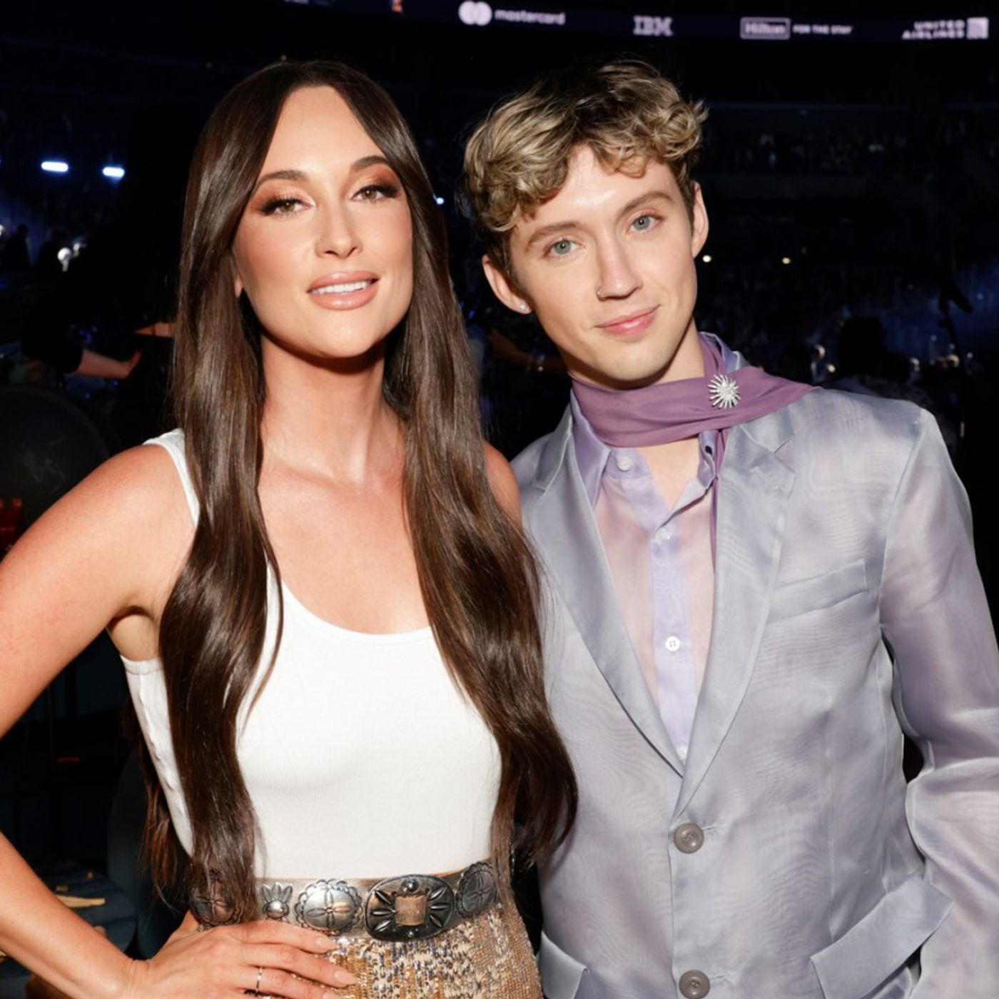 Kacey Musgraves Performs ‘Easy’ With Troye Sivan for the First Time at MSG
