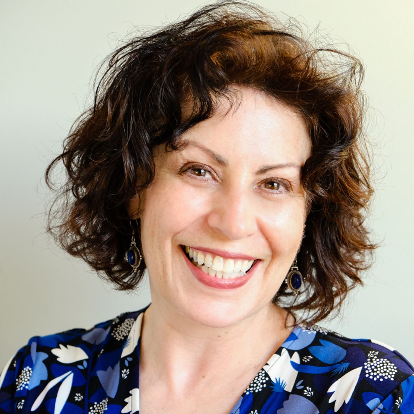 Dr. Luiza Dreasher – Mastering Cultural Differences For Leading a Global Workforce episode artwork