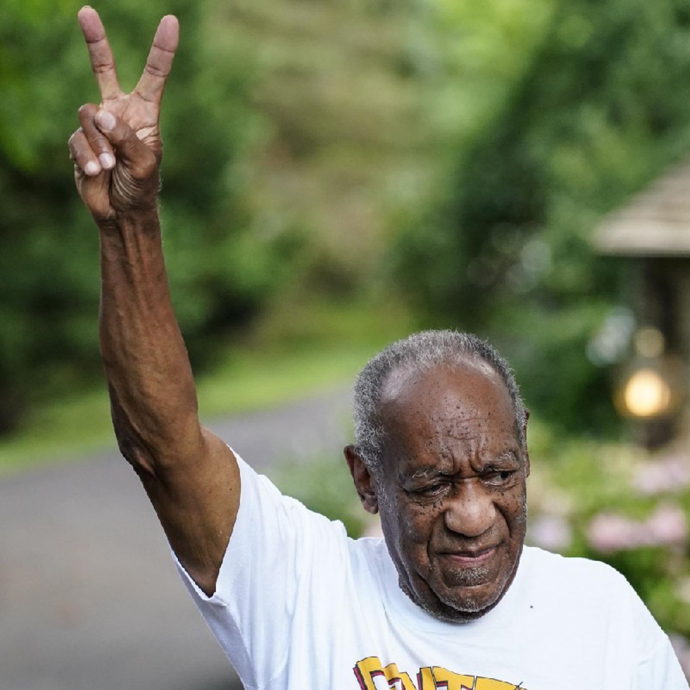 Bill Cosby Free After Conviction Overturned episode artwork