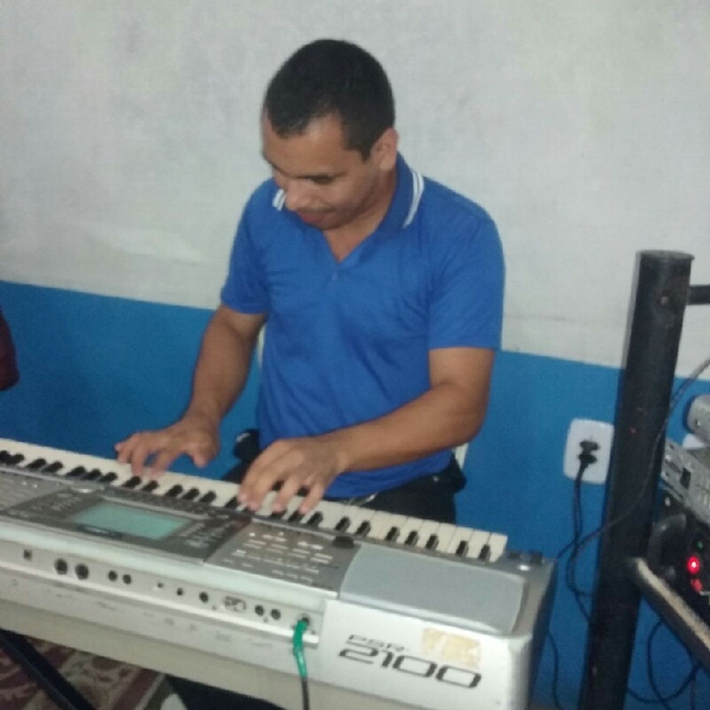 Alves Filho's cover art