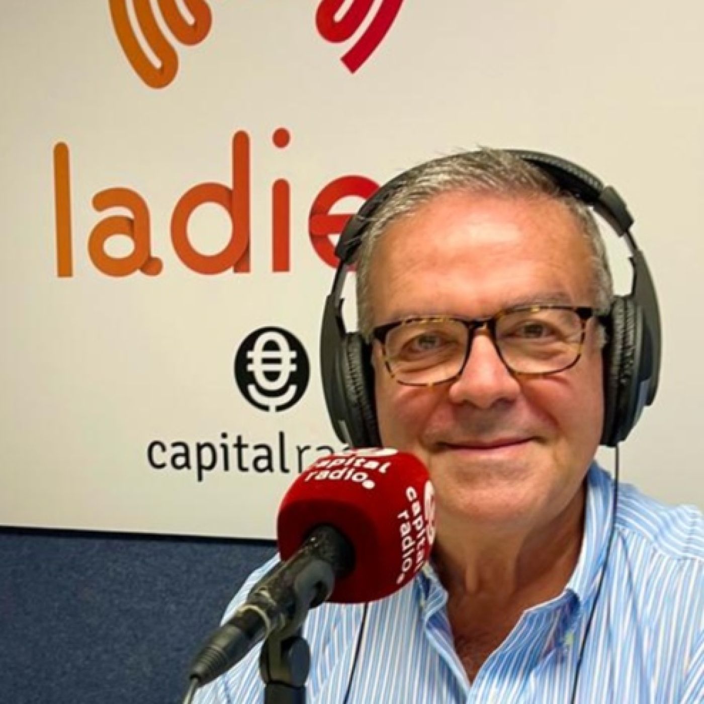 La Diez Capital Radio
